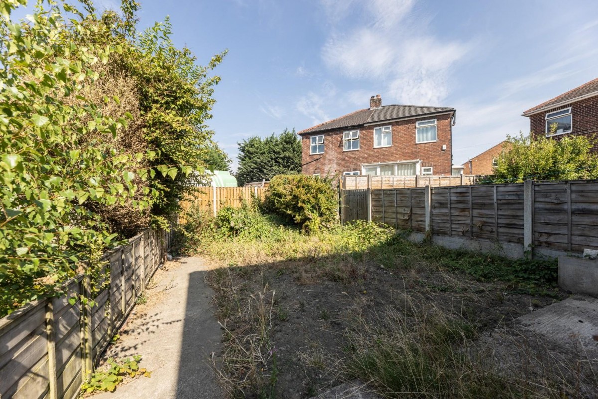 Pontefract Road, Ferrybridge, Knottingley