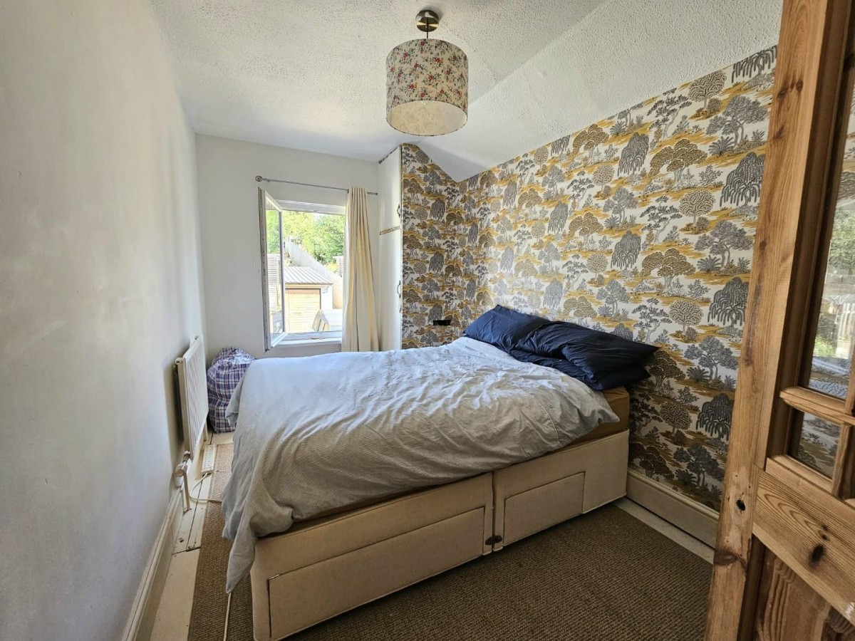 Rosebery Road, Dursley