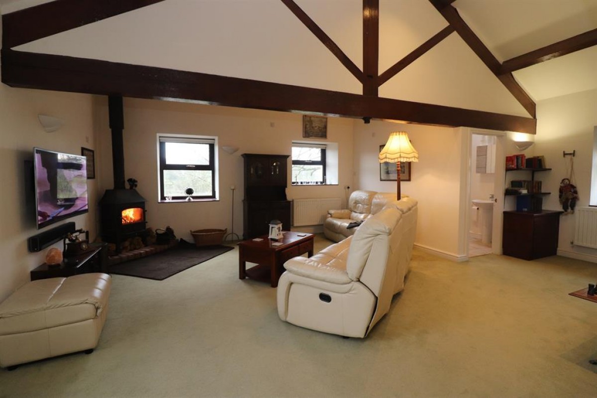 Longsight Road, Clayton Le Dale, Blackburn, BB1 9EX