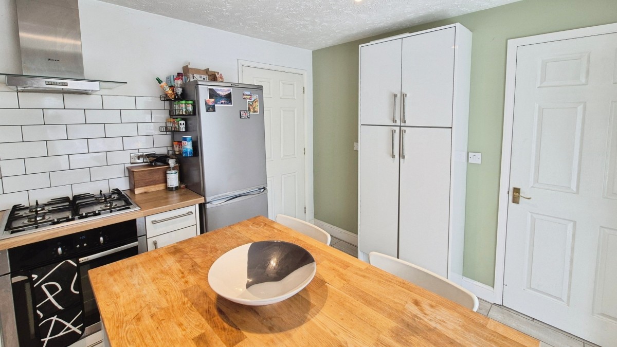 Moorhen Close, Brownhills, Walsall, WS8 6EE