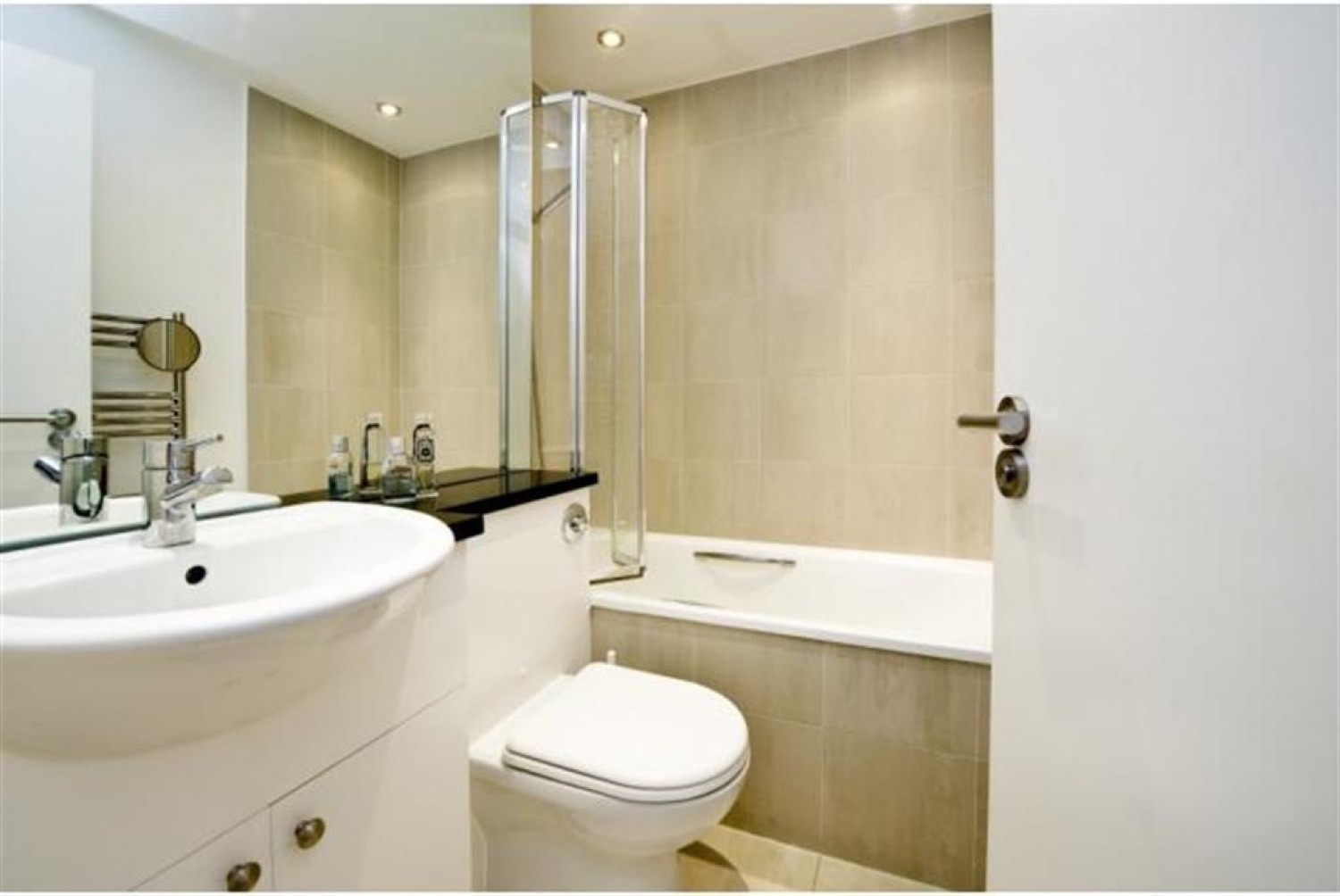 1 bedroom Flat to let in Nell Gwynn House, London , SW3