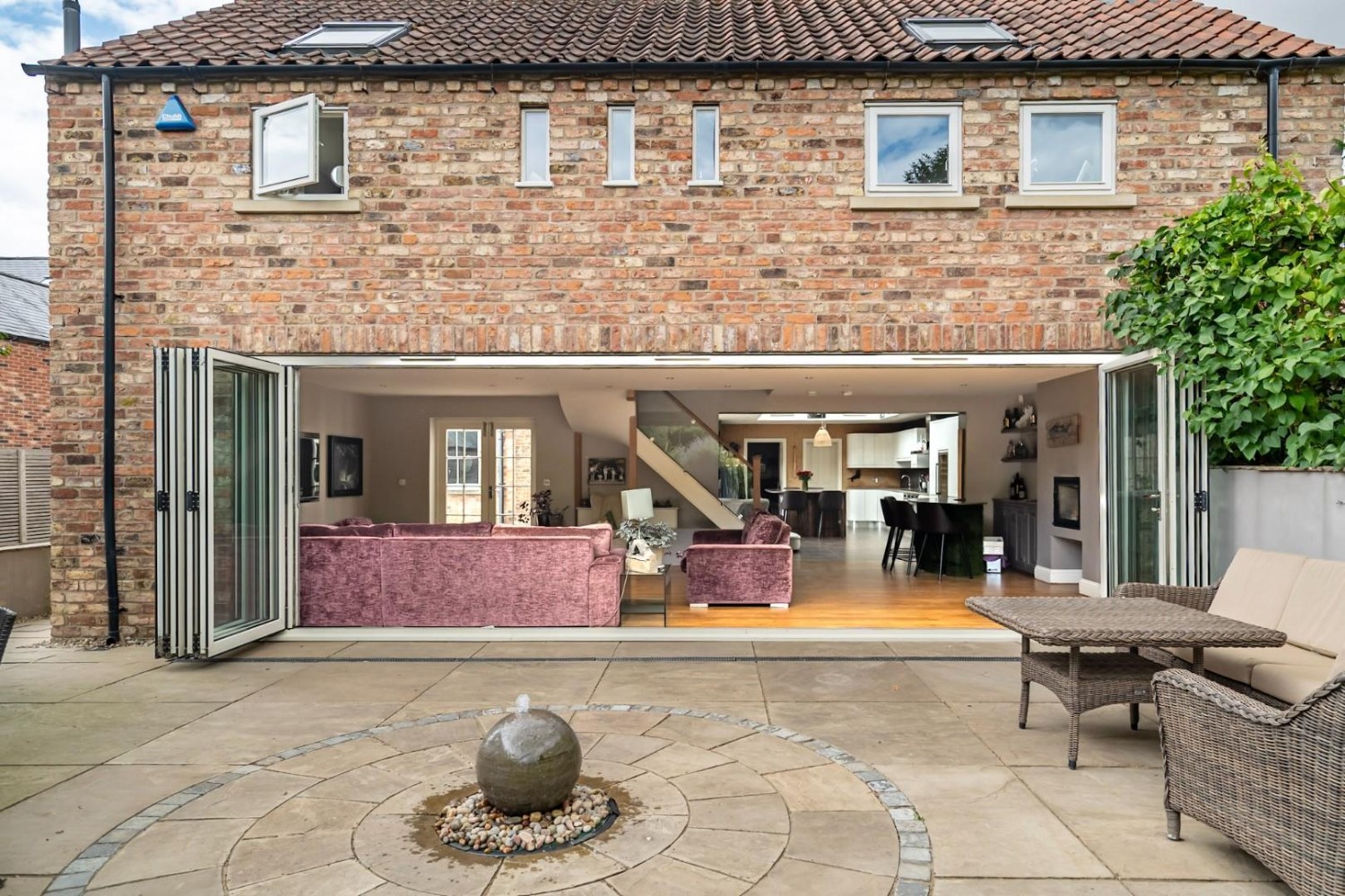 5 bedroom House for sale in The Nookin, Husthwaite, York