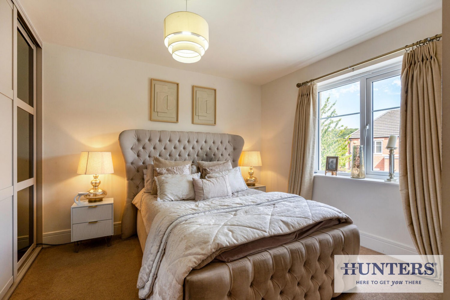 4 bedroom House for sale in West Wood Close, Apperley Bridge, Bradford