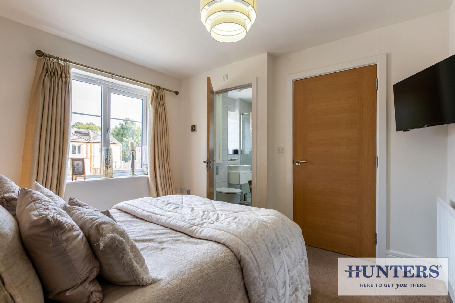 4 bedroom House for sale in West Wood Close, Apperley Bridge, Bradford