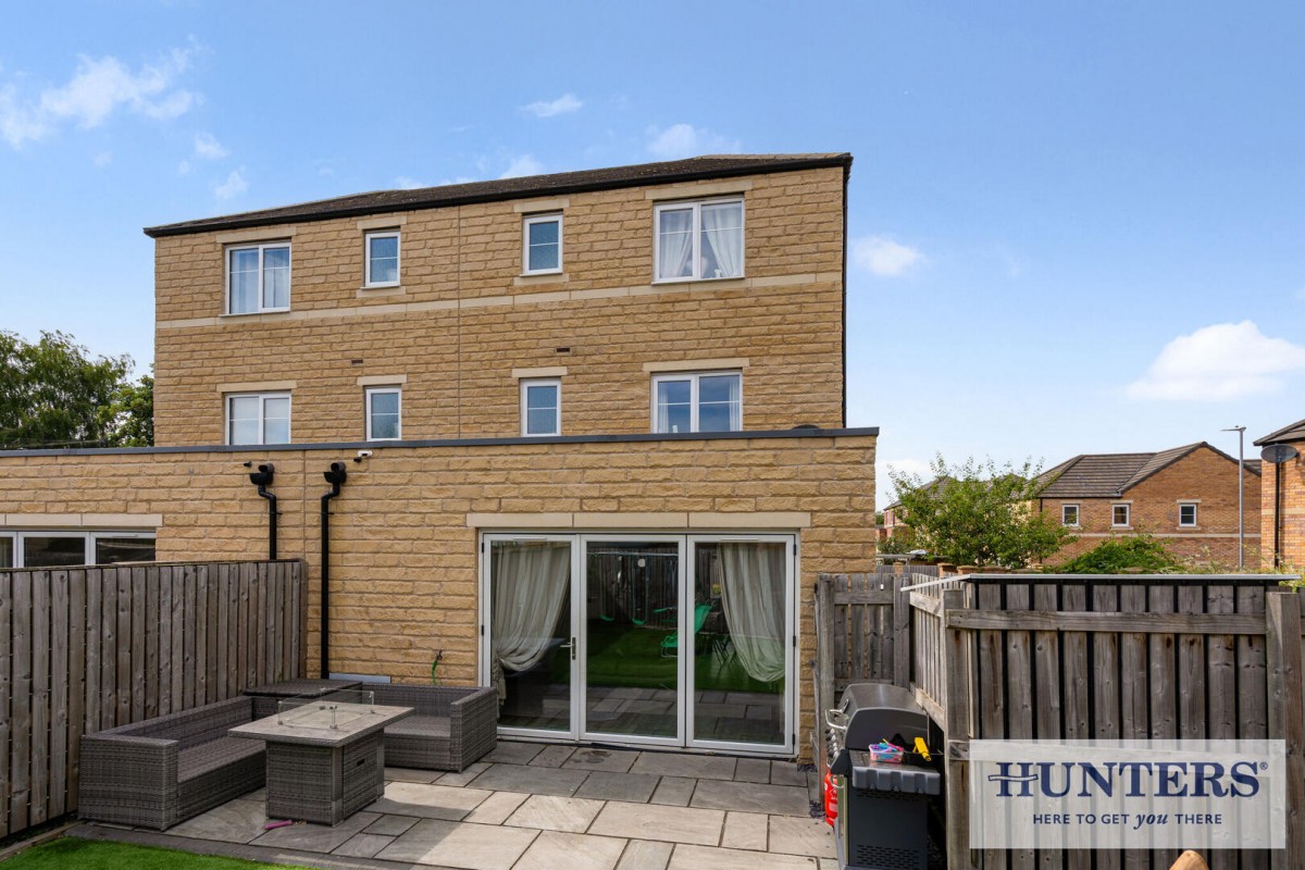 West Wood Close, Apperley Bridge, Bradford