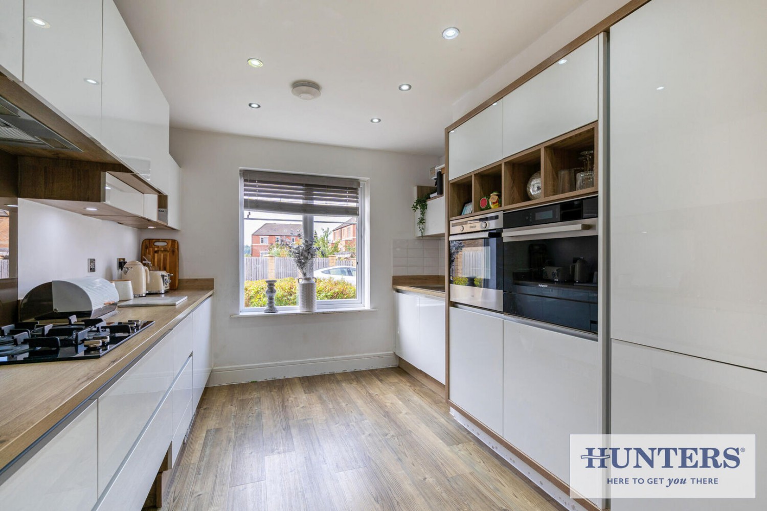4 bedroom House for sale in West Wood Close, Apperley Bridge, Bradford
