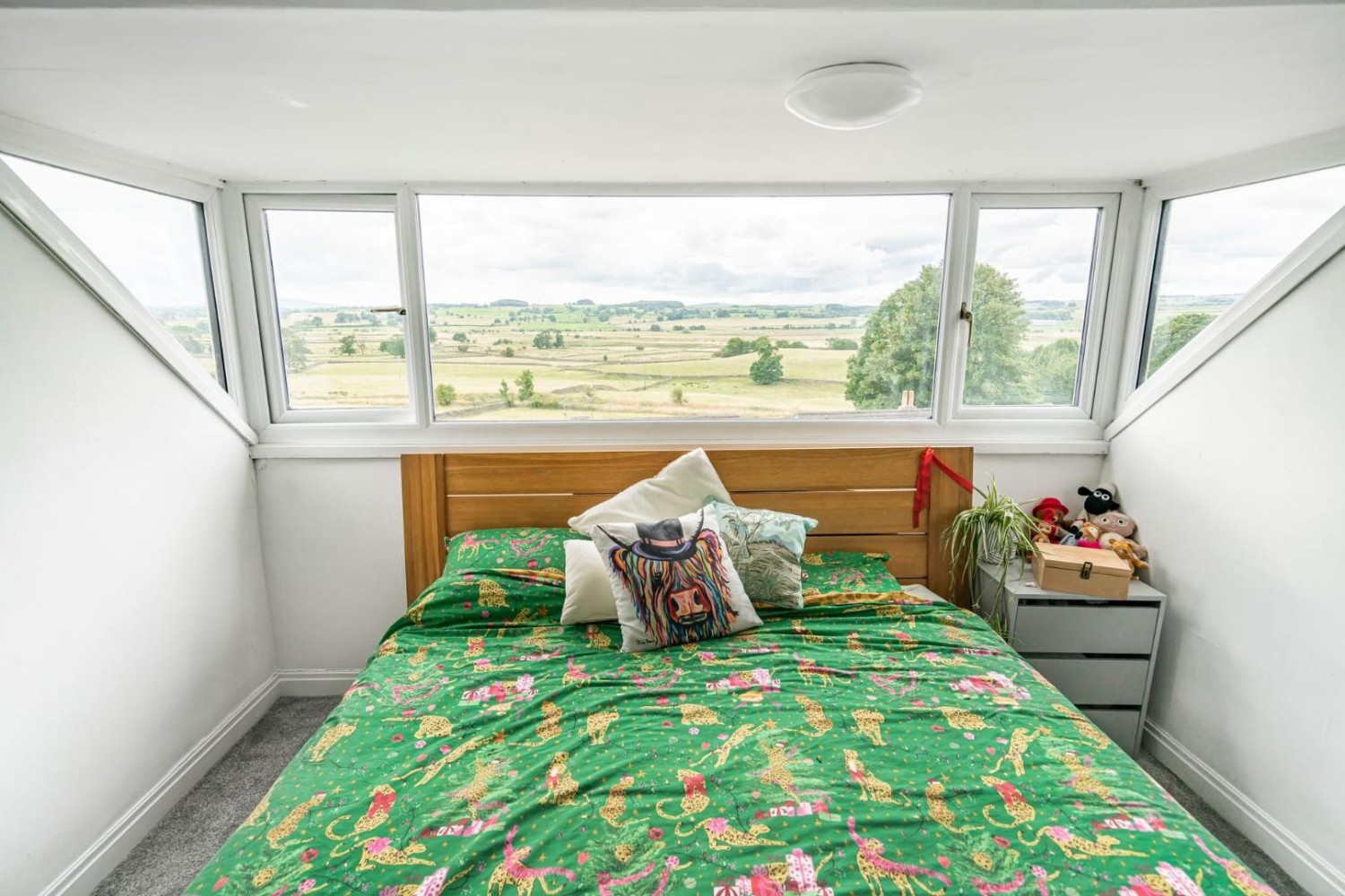 4 bedroom House for sale in Hillcrest. Long Preston, Skipton