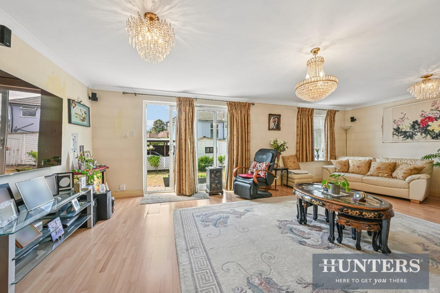 6 bedroom House for sale in South Lane, New Malden