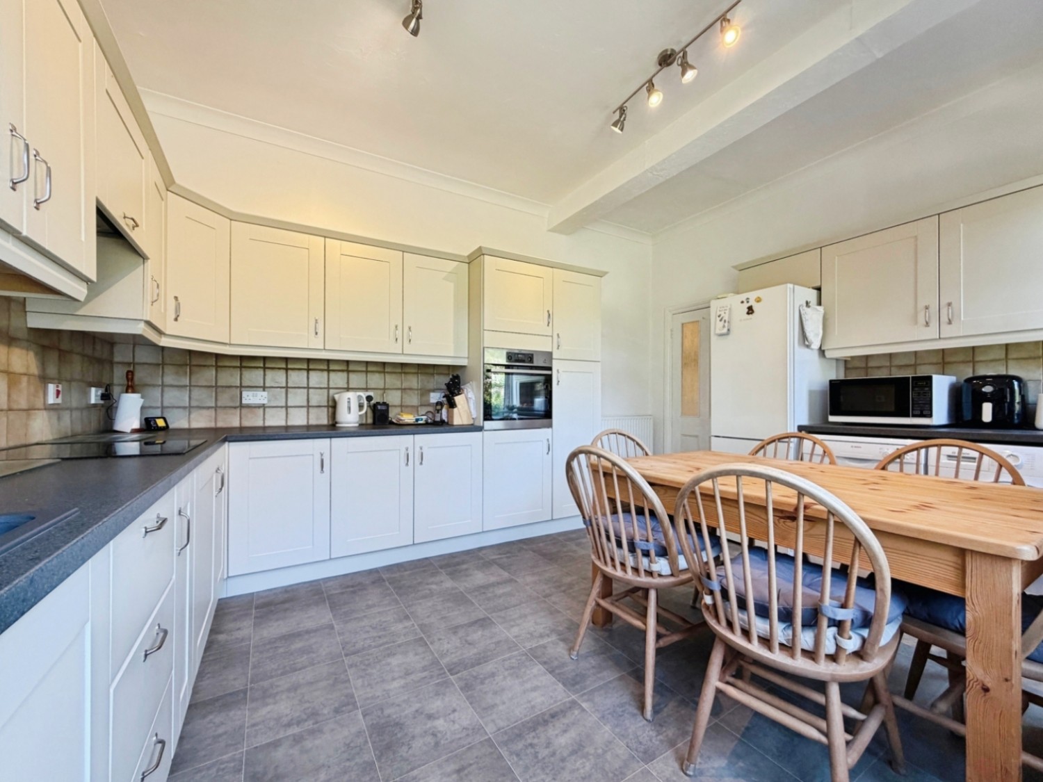 4 bedroom Bungalow for sale in BIDDENDEN ROAD, ST. MICHAELS