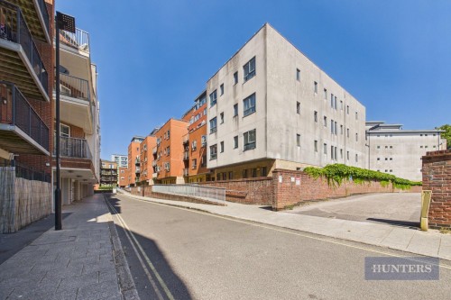 Oceana Boulevard, Lower Canal Walk, Southampton