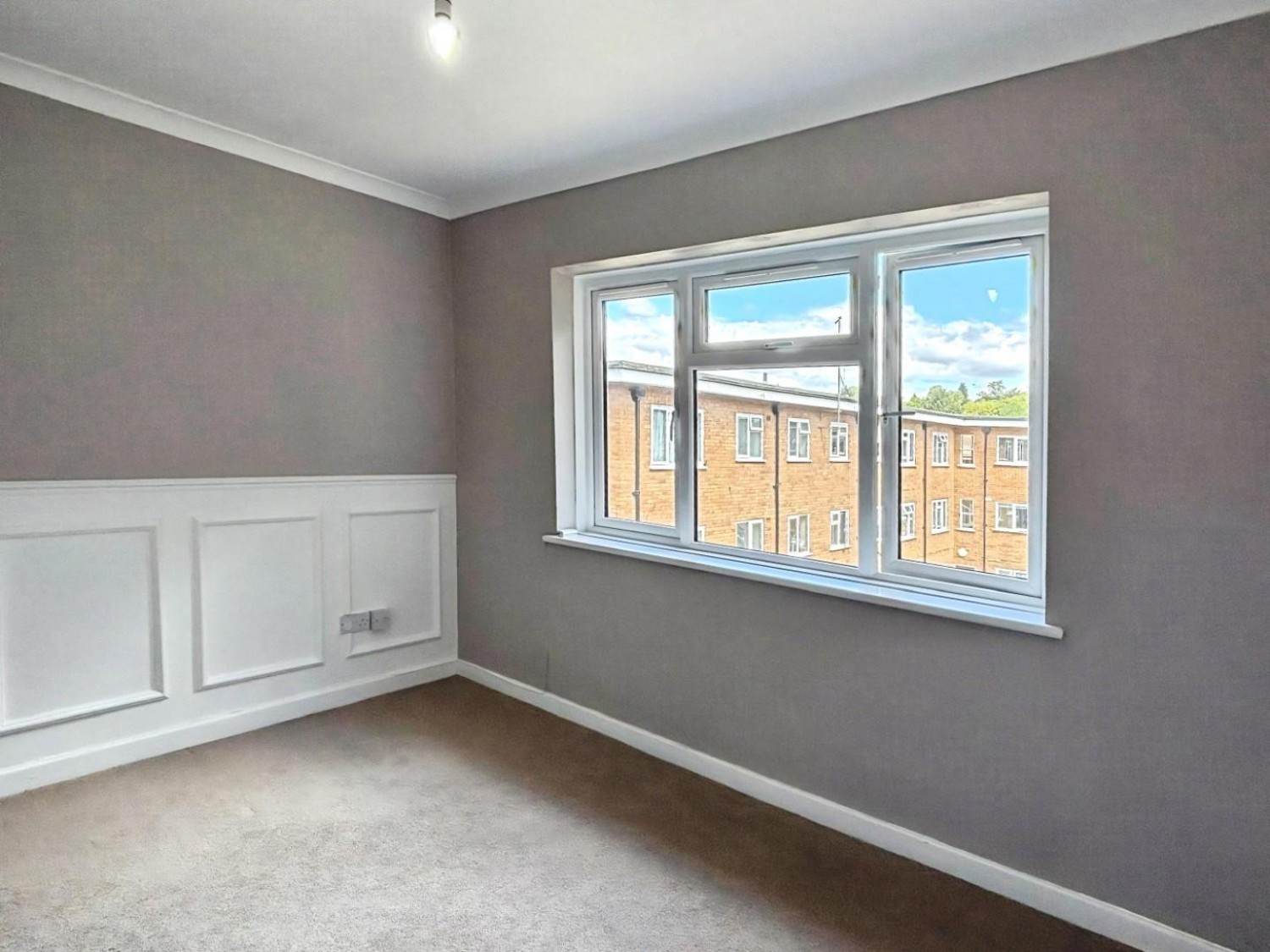 2 bedroom Flat for sale in Garrard Gardens, Sutton Coldfield