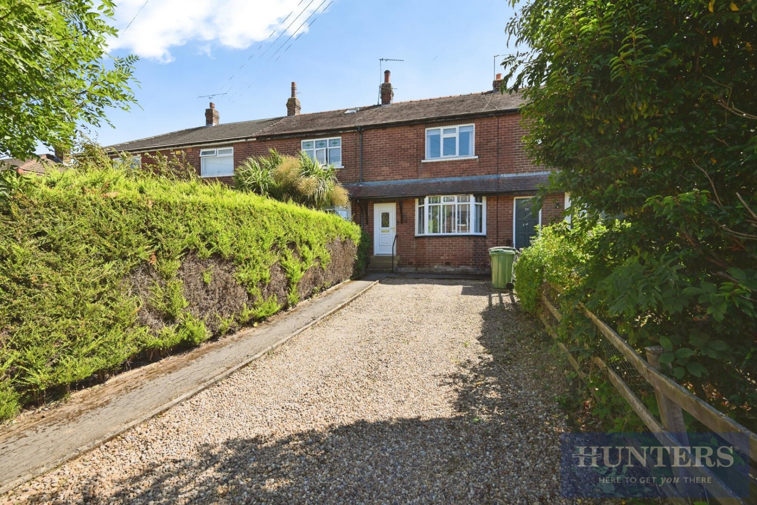 2 bedroom House for sale in Swincar Avenue, Yeadon, Leeds