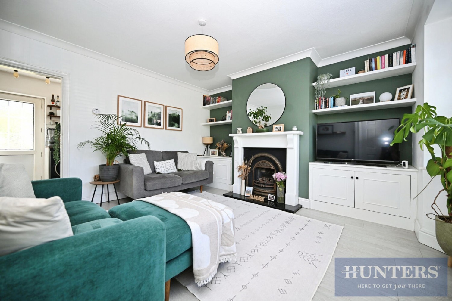 2 bedroom House for sale in Swincar Avenue, Yeadon, Leeds
