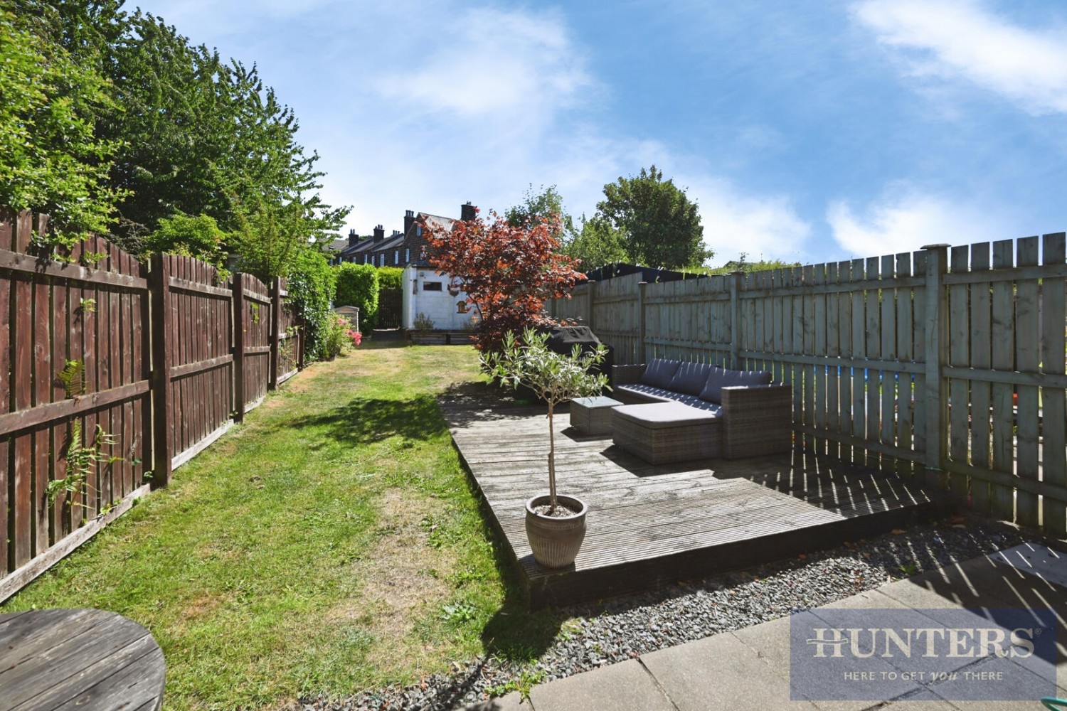 2 bedroom House for sale in Swincar Avenue, Yeadon, Leeds