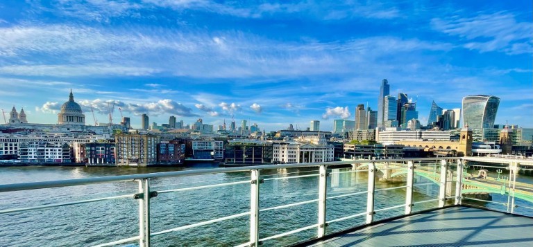 New Globe Walk, London