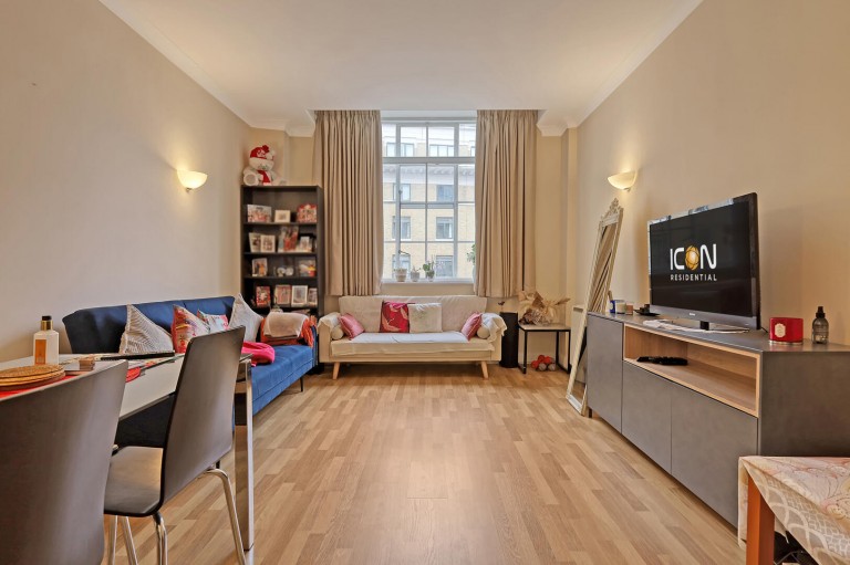 1C Belvedere Road, Waterloo