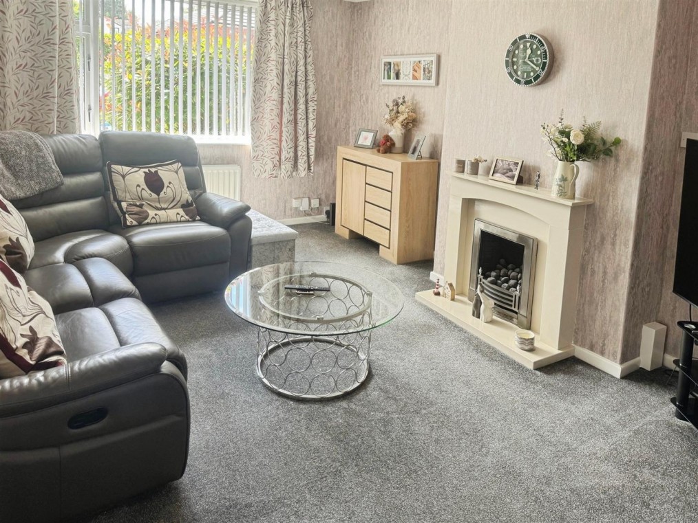 Brooklyn Drive, Lymm
