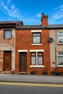 Holden Street, Mansfield, Nottinghamshire, NG18 5LH