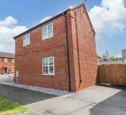 Ocean Drive, Warsop, Mansfield, Nottinghamshire