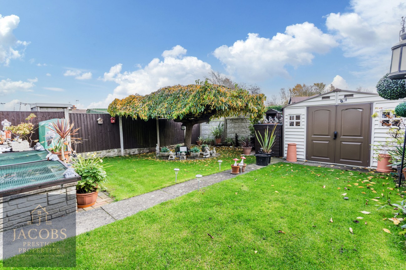 Leen Valley Drive, Shirebrook, Mansfield, Nottinghamshire