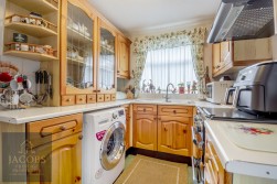 Leen Valley Drive, Shirebrook, Mansfield, Nottinghamshire