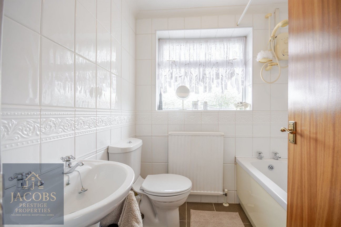 Leen Valley Drive, Shirebrook, Mansfield, Nottinghamshire