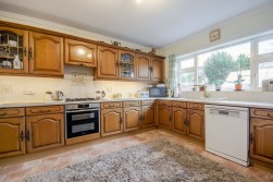 Derwent Avenue, Mansfield, Nottinghamshire