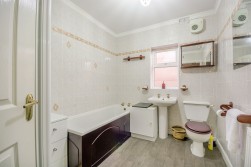 Derwent Avenue, Mansfield, Nottinghamshire