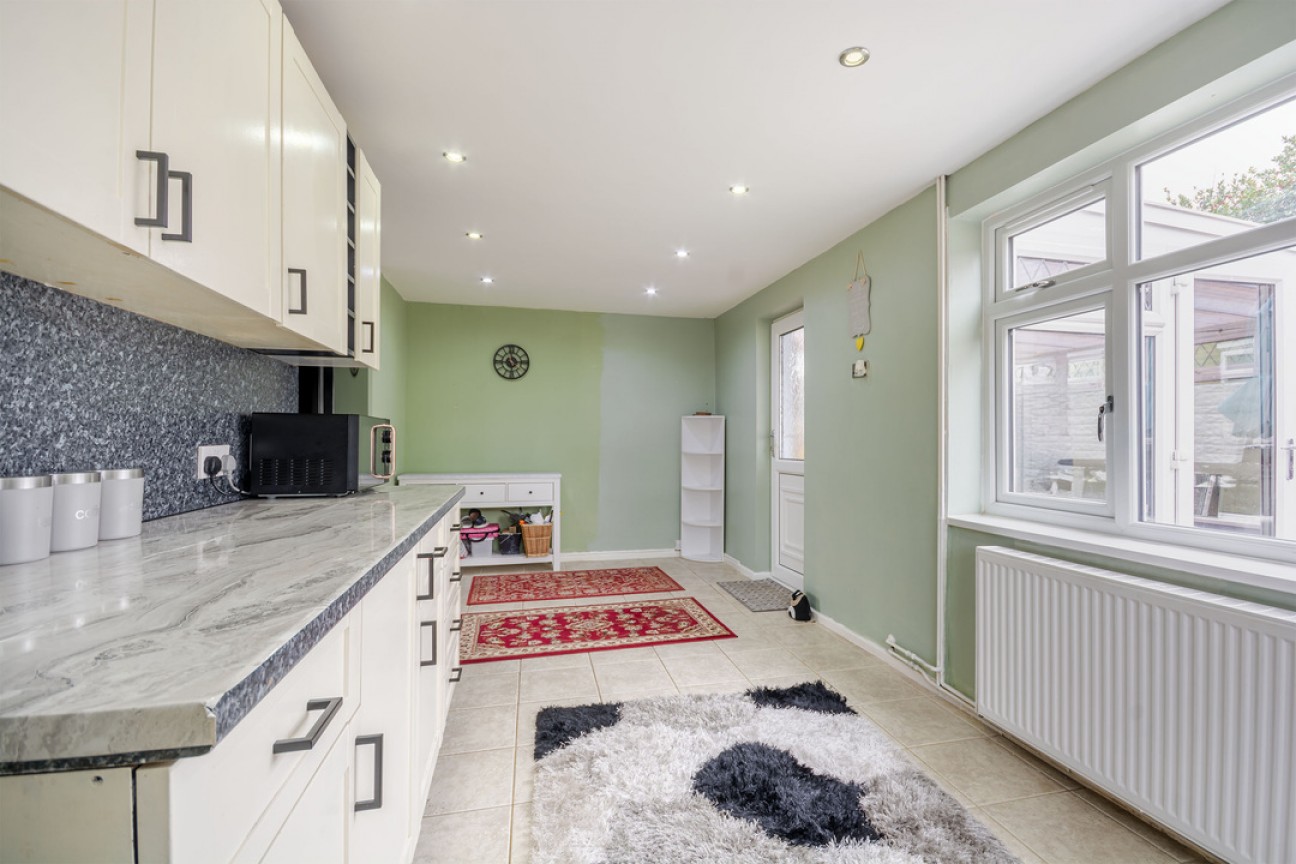 Queens Court, Forest Town, Mansfield, Nottinghamshire