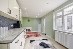 Queens Court, Forest Town, Mansfield, Nottinghamshire