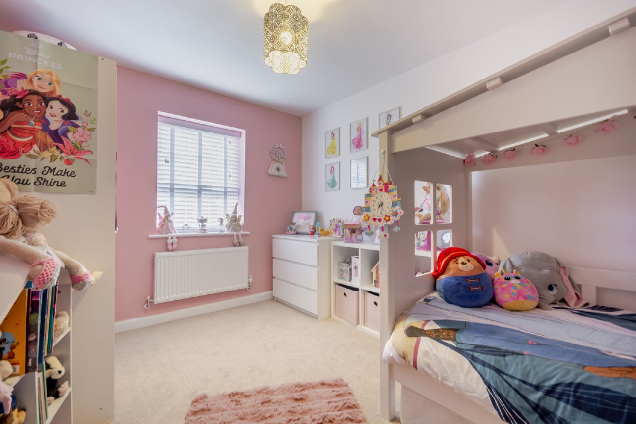 Goldcrest Road, Forest Town, Mansfield, Nottinghamshire