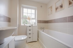 Goldcrest Road, Forest Town, Mansfield, Nottinghamshire