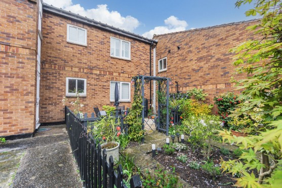 Longstone Way, Mansfield, Nottinghamshire