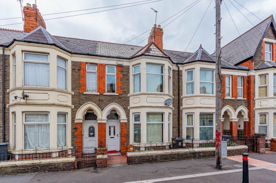 Mackintosh Place, Roath