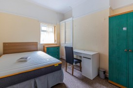 Mackintosh Place, Roath