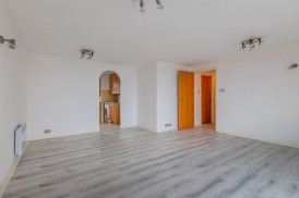 Ty Devonia, Pierhead View, Penarth Marina