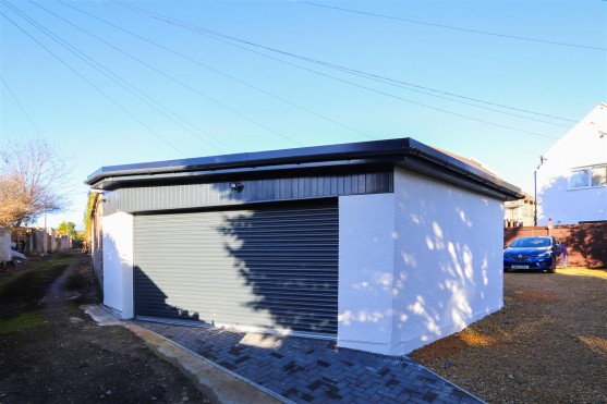 Kingsland Crescent, Barry