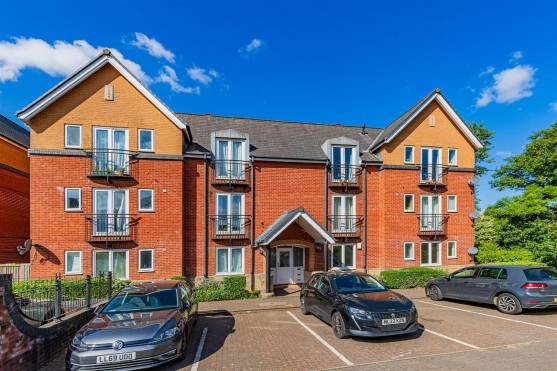 Windlass Court, Cardiff Bay