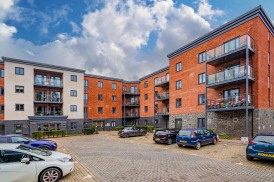 Llys Faith, McCarthy & Stone, Llanishen