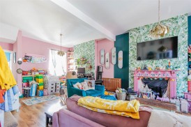 St. Marys Avenue, Barry