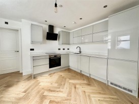 Cathedral Road, Pontcanna