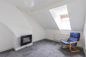 Coldstream Terrace, Riverside