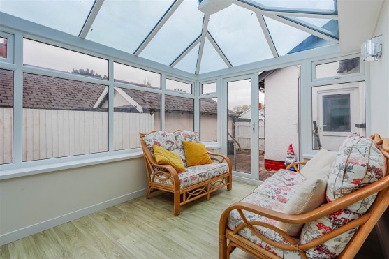 Westward Rise, Barry