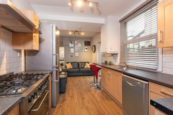 Inverness Place, Roath