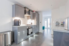 Ffordd Darwin, Barry