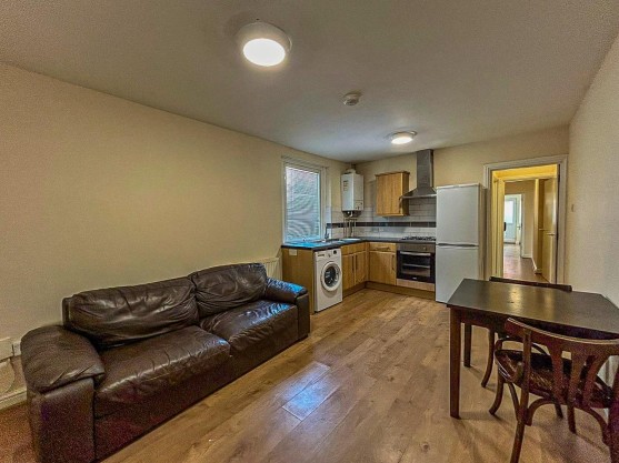 Richmond Road, Roath