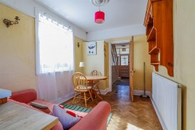 Windermere Avenue, Roath Park