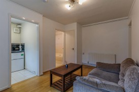 Greenfield Avenue, Pontcanna