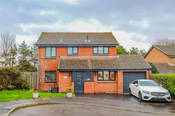 Murlande Way, Rhoose, Barry