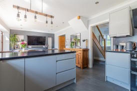 Mountain Road, Caerphilly